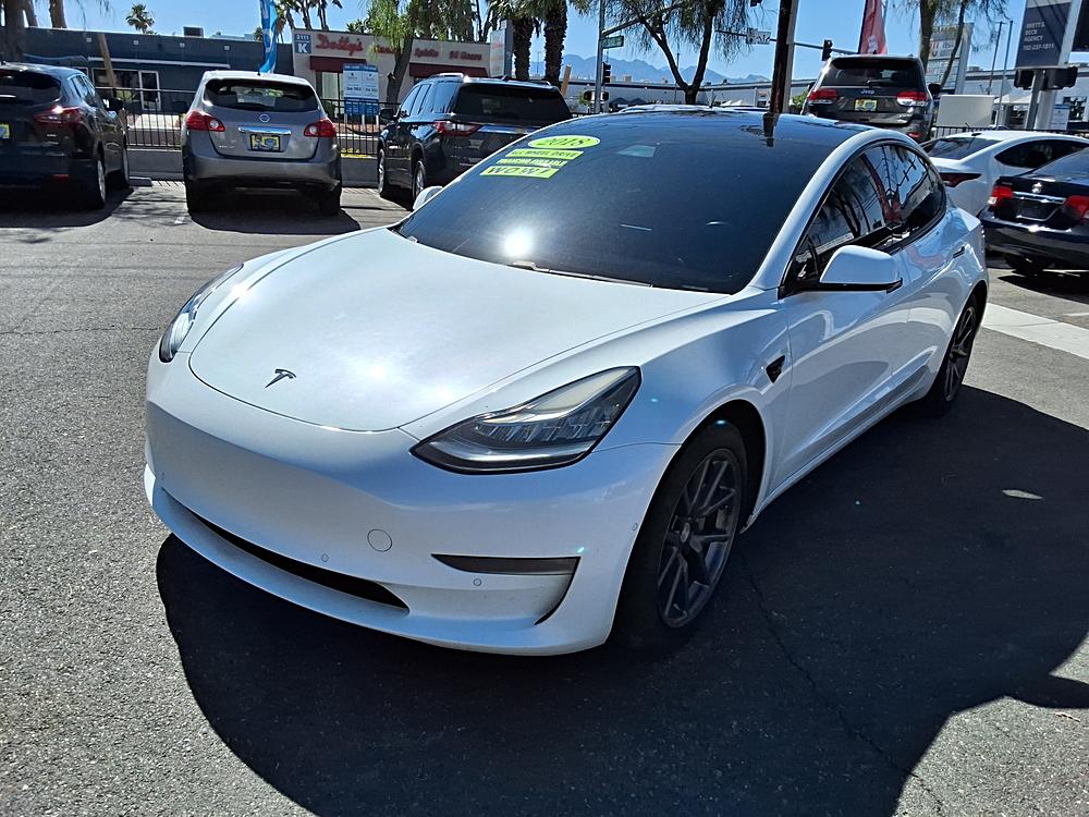 tesla model 3 2018 5YJ3E1EB4JF115475 image tesla model 3 2018 5YJ3E1EB4JF115475 image